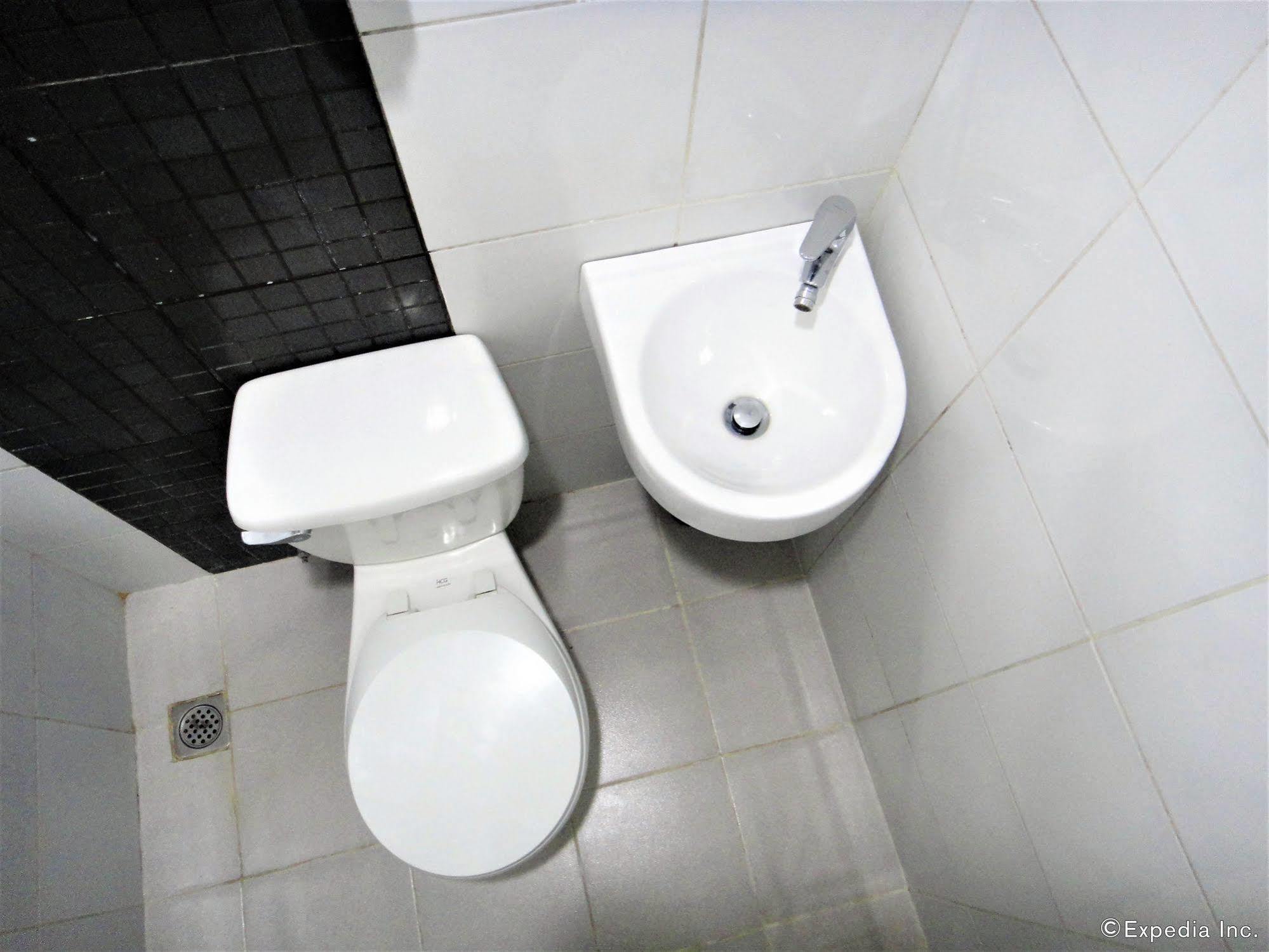G-Galyx Inn Hotel Cagayan de Oro Esterno foto