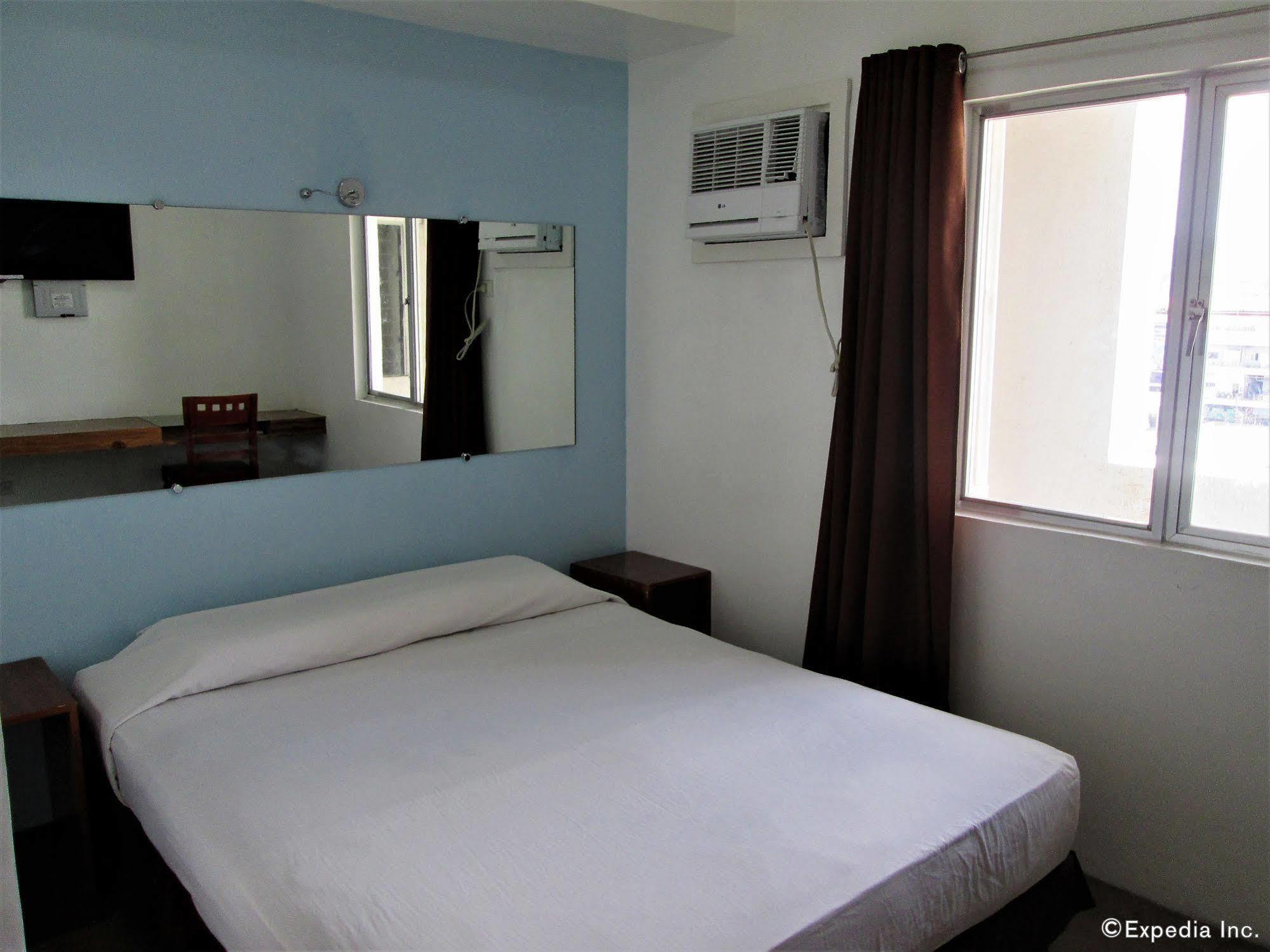 G-Galyx Inn Hotel Cagayan de Oro Esterno foto