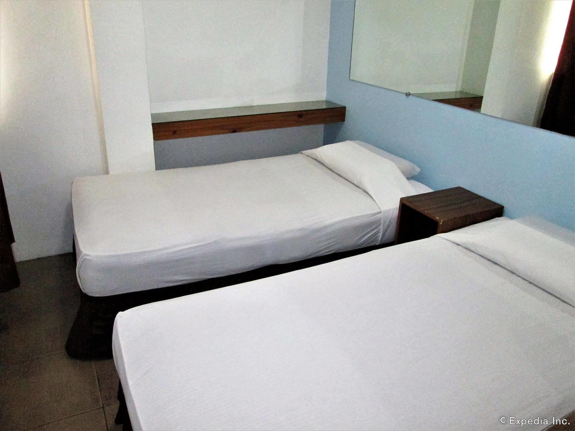 G-Galyx Inn Hotel Cagayan de Oro Esterno foto